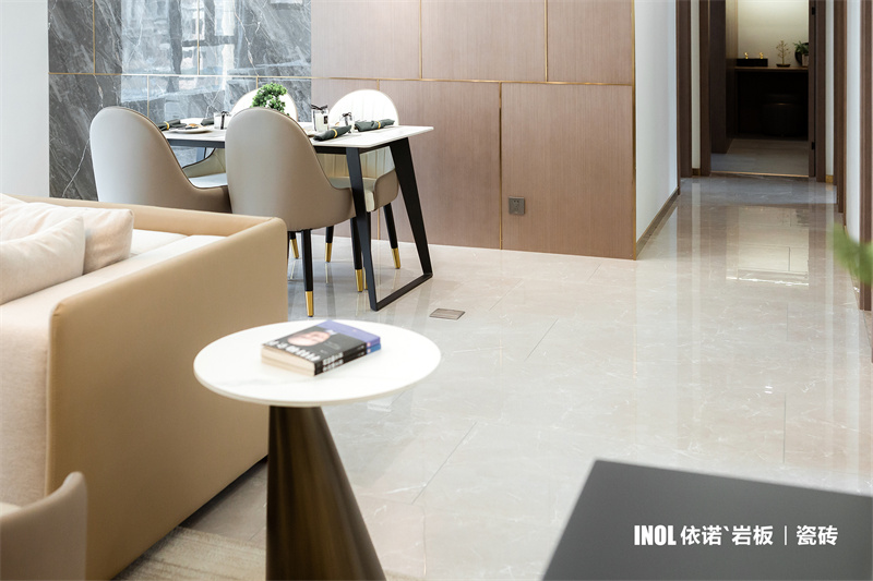 1627369923291611.jpg EF7A1861-52.jpg