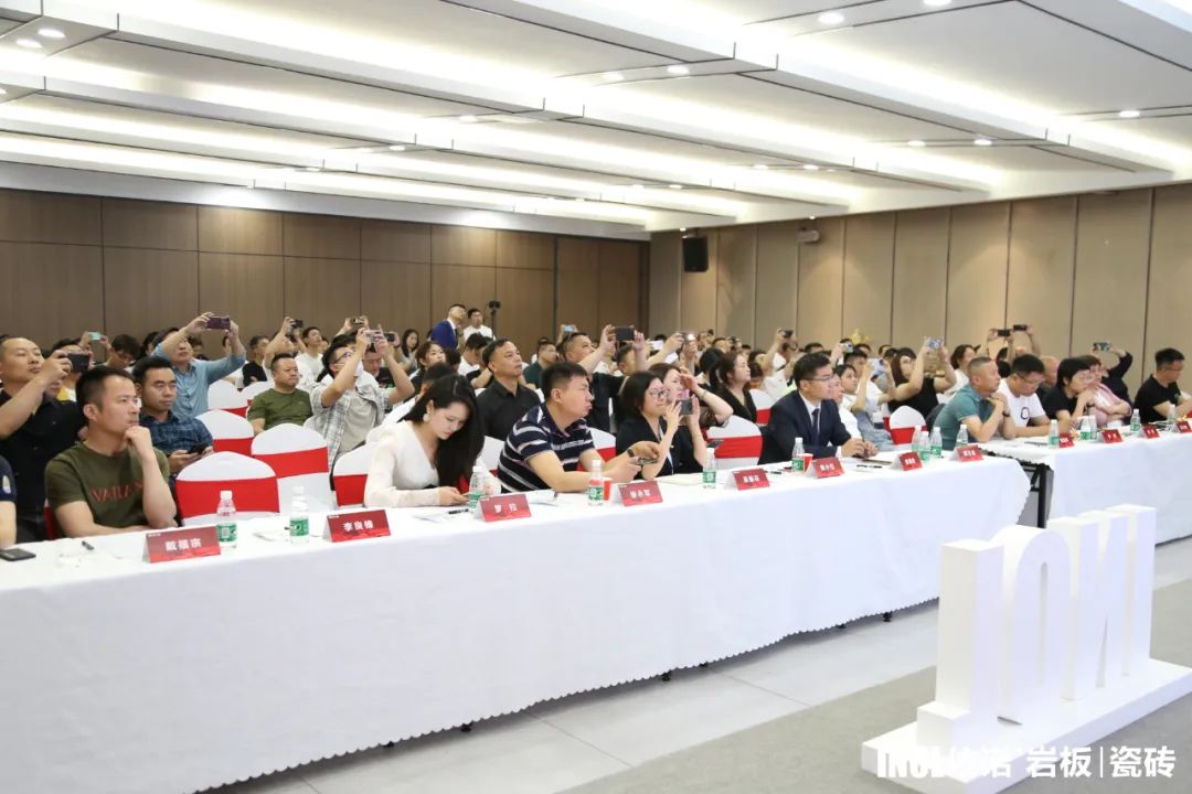 1682062317621807.jpg 640 (6).jpg