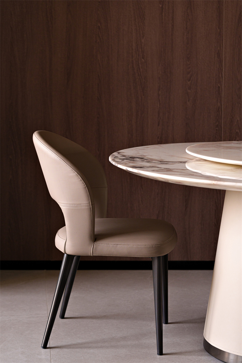 YIP09984 地面：依諾瓷磚【美尼斯灰】.jpg