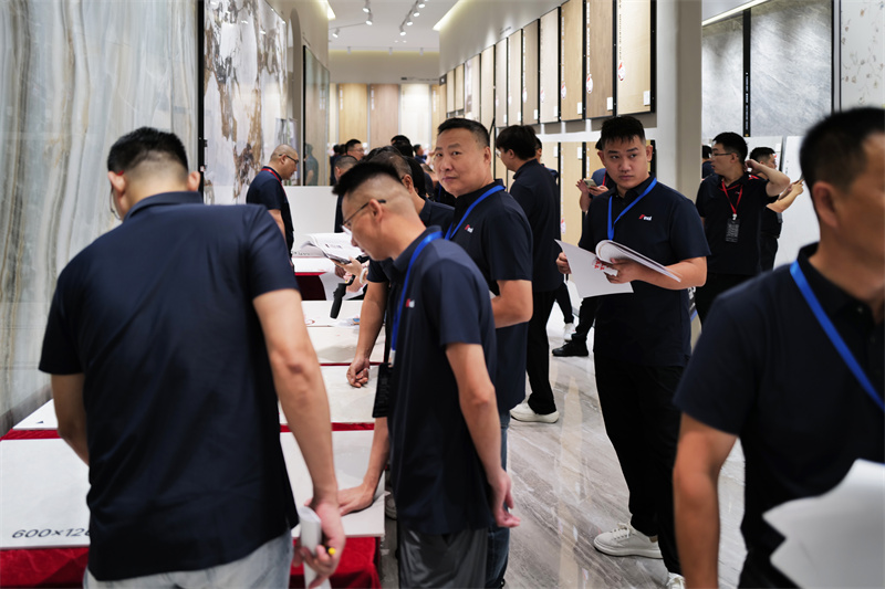 1755330016983525.jpg L1016308.JPG