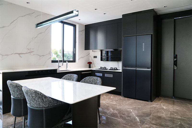 一樓餐廳 (3) 墻面 巖板 北極冰白.JPG