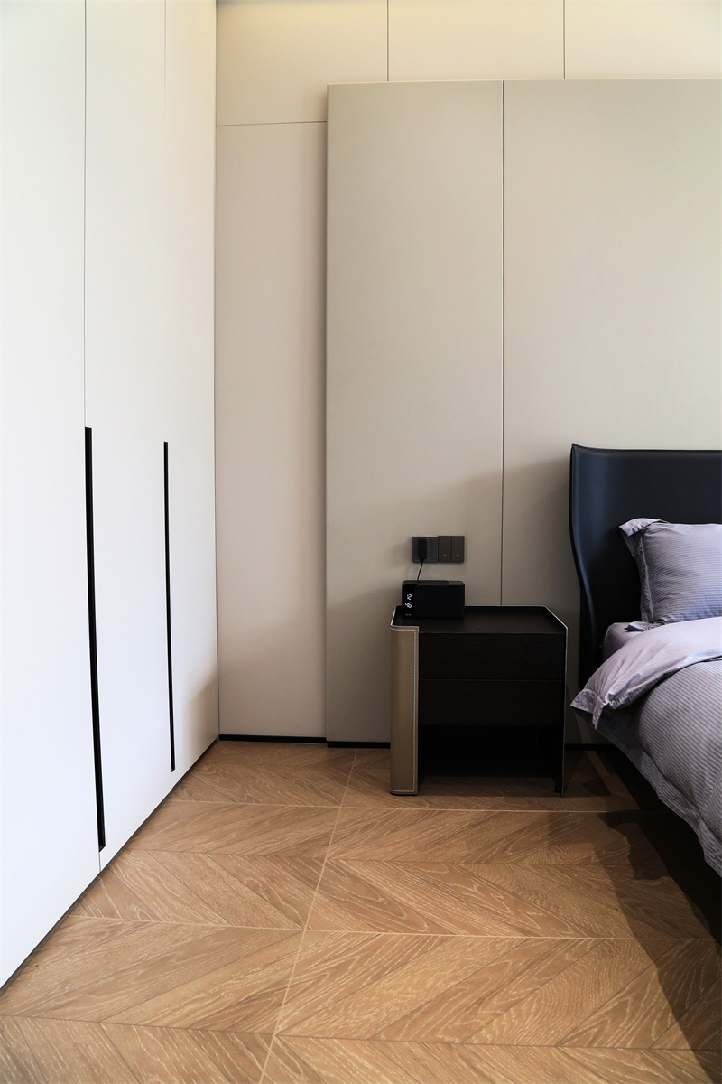 一樓臥室 (4).JPG